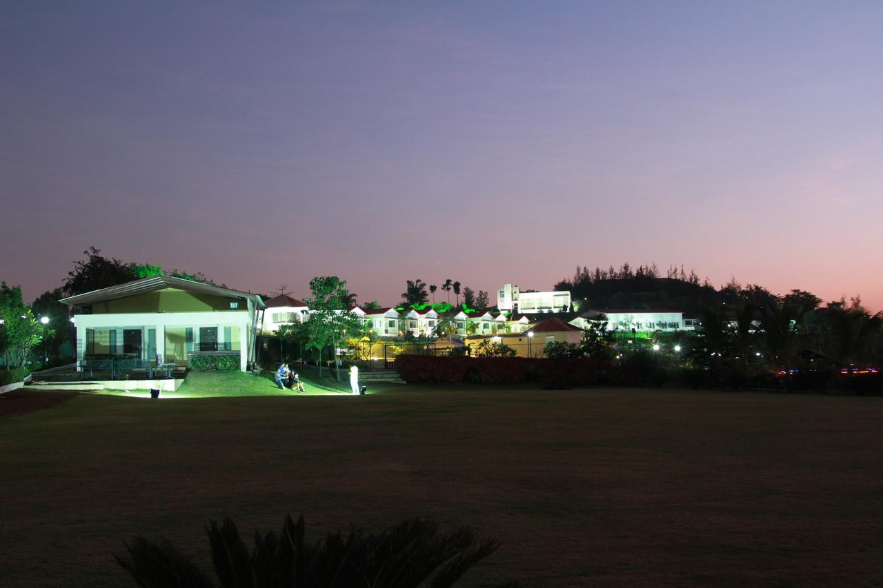 Savana Lake Resort 나식 외부 사진